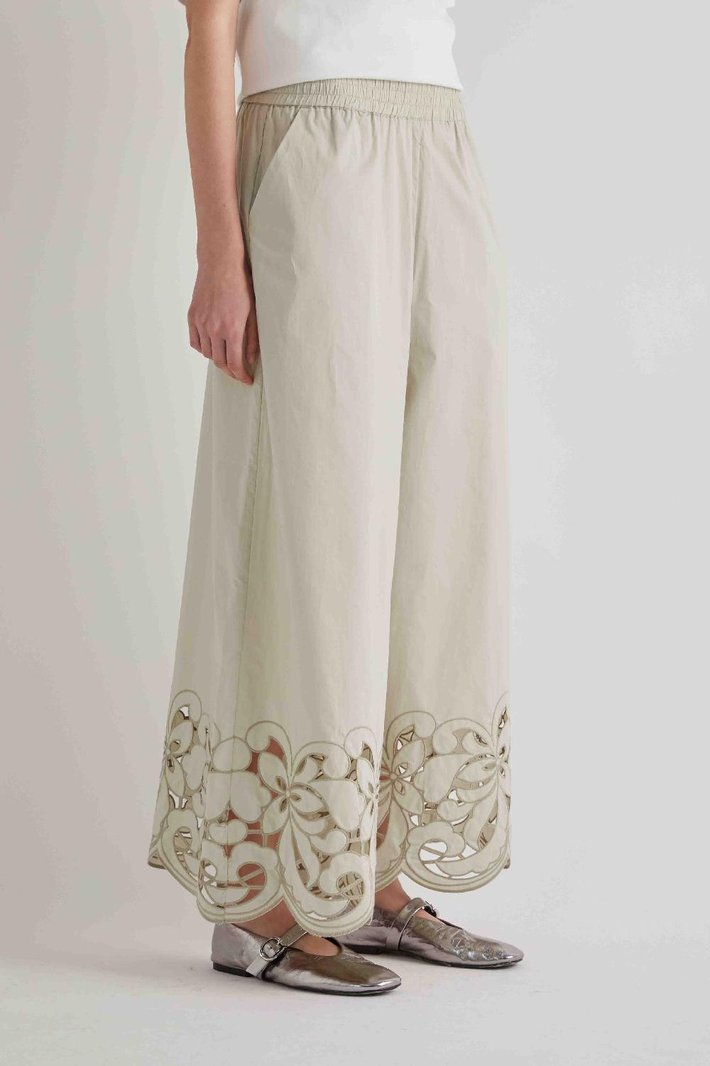 Pantaloni e Shorts Donna