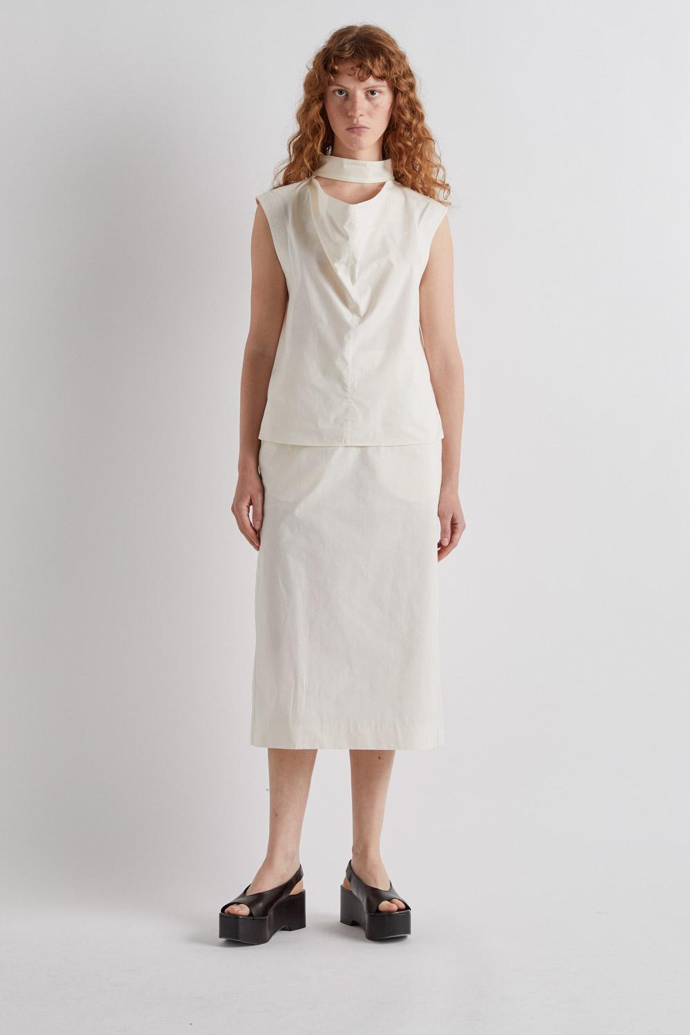 M6EA06_B.jpg