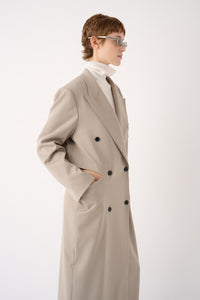 ROBE-MANTEAU CON TAGLI IN VITA
